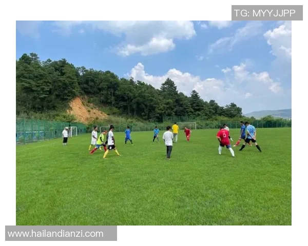 瞎子足球怎样踢？足球内置响铃、听声辨位！网友：打败漆黑后他们盘带超自若